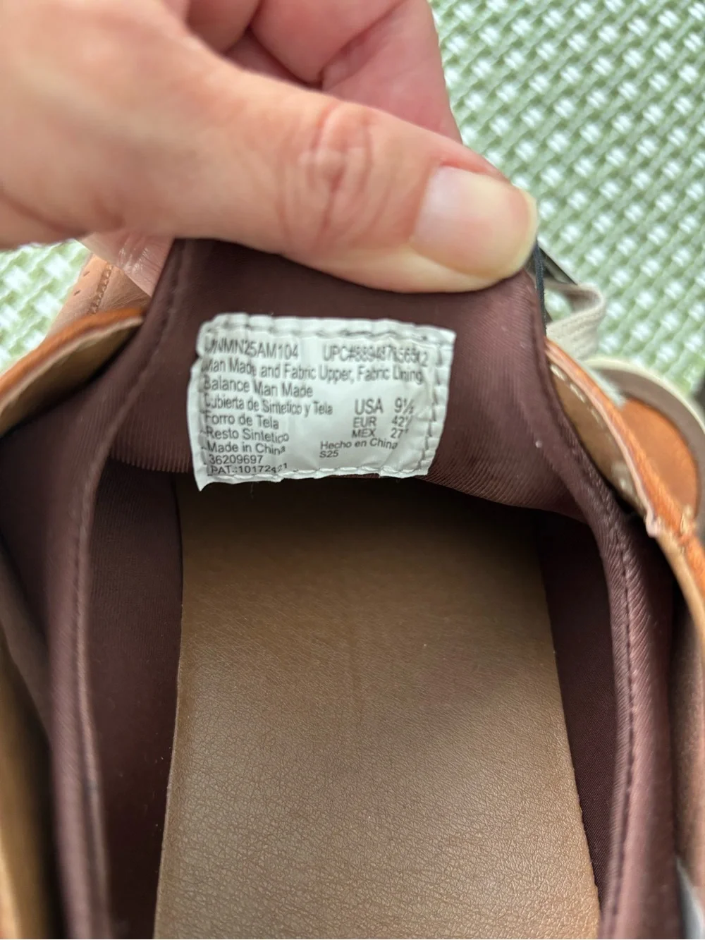 Men's Casual Brown Leather Sneakers with Cream Accents